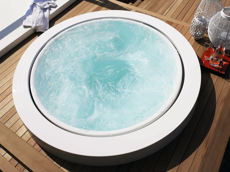 bain à remous-extérieur-minimaliste-design-italien-Zucchetti